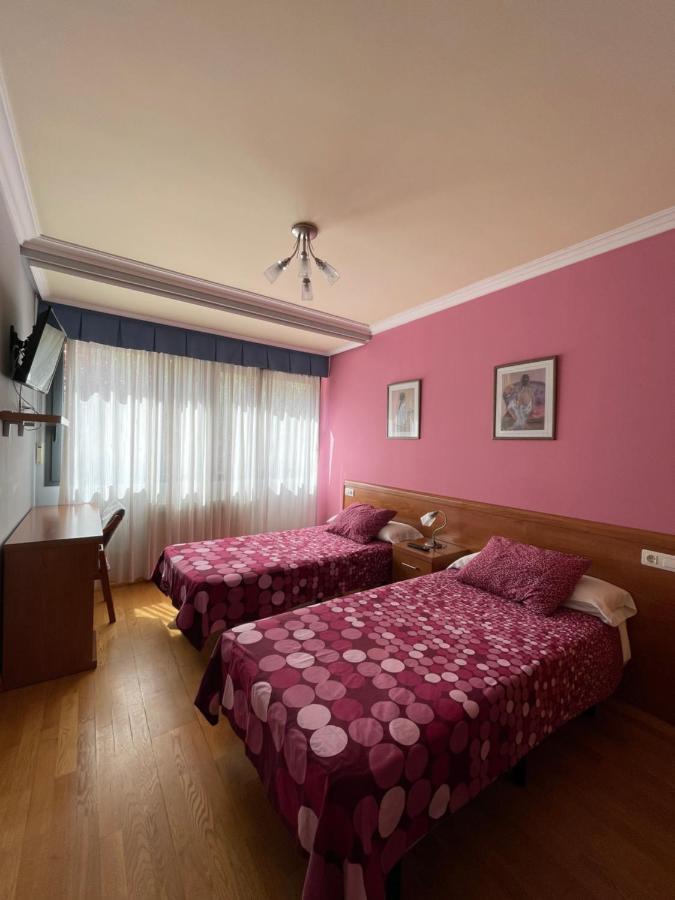 Hostal Santiago 2 Burgo المظهر الخارجي الصورة
