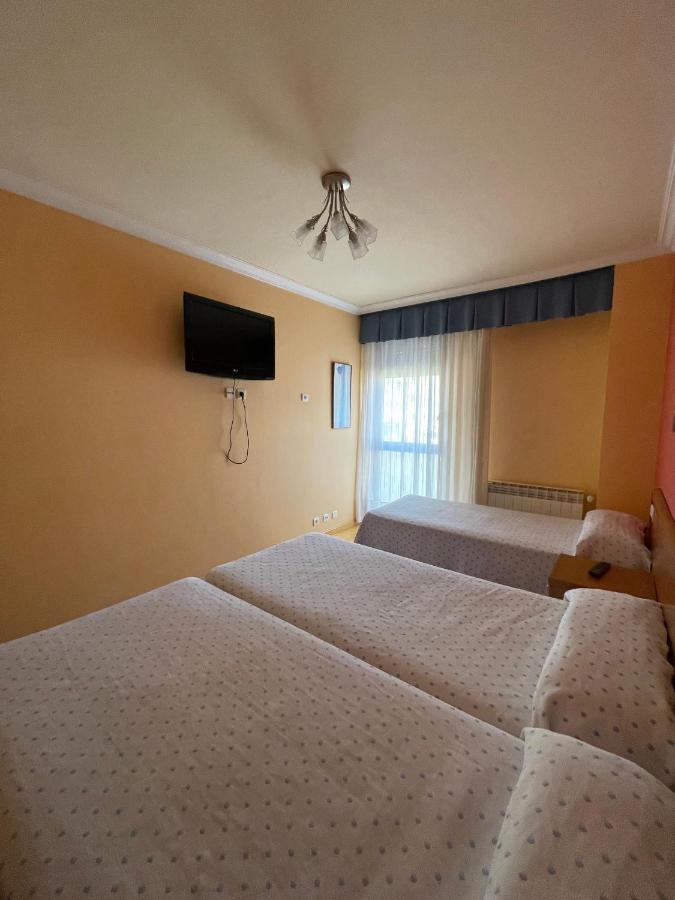 Hostal Santiago 2 Burgo المظهر الخارجي الصورة
