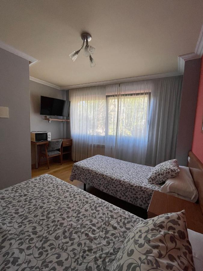 Hostal Santiago 2 Burgo المظهر الخارجي الصورة