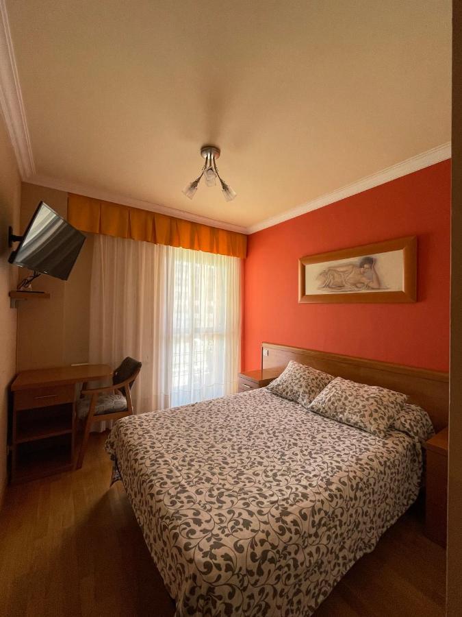 Hostal Santiago 2 Burgo المظهر الخارجي الصورة